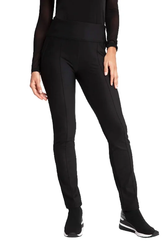 Sonia Pant In Black