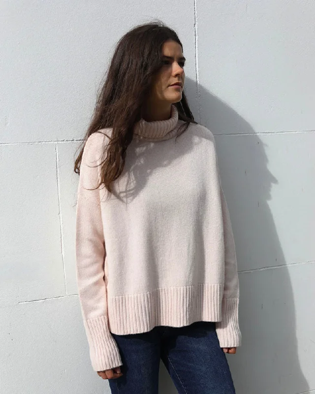 Soft Pink College Polo | Cashmere Lambswool