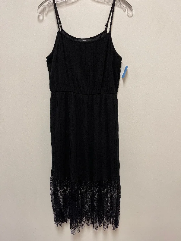 Dress Casual Midi By Forever 21 In Black, Size: M